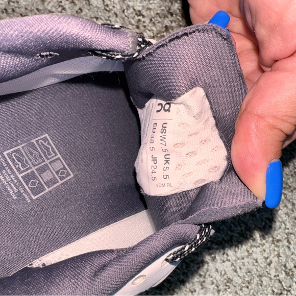 On Running Athletic Shoes - White and Gray - Picture 2 of 2